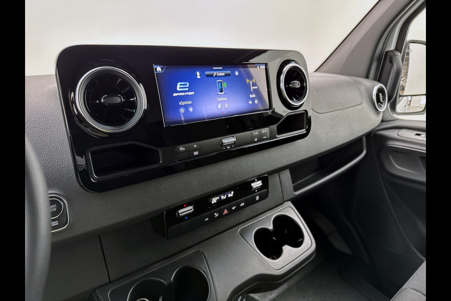 Mercedes-Benz eSprinter 314/414 L3H2 Pro 113kWh 450km actieradius DC laden 115KW Stoelverwarming Camera Betimmering