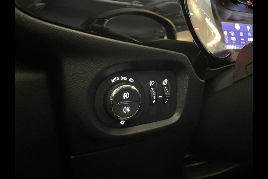 Opel Corsa 1.2 Elegance 100PK AUTOMAAT AIRCO CRUISE NAVI VIA APP APPLE CARPLAY VELGEN ZEER NETTE AUTO