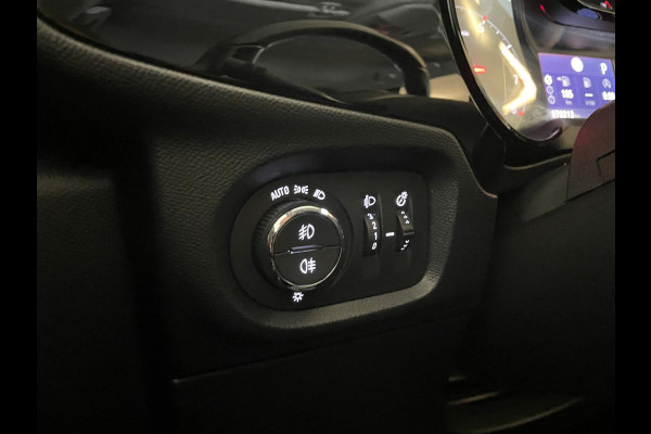 Opel Corsa 1.2 Elegance 100PK AUTOMAAT AIRCO CRUISE NAVI VIA APP APPLE CARPLAY VELGEN ZEER NETTE AUTO