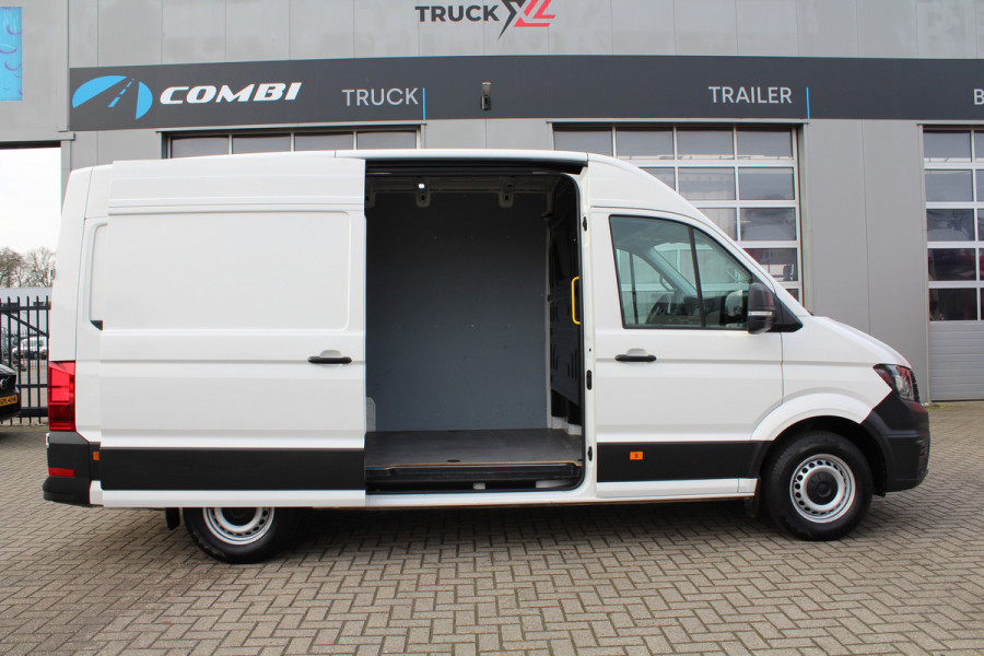 Volkswagen Crafter 35t 2.0 TDI L3H3 > Leer/Navi/Trekhaak/parkeersensoren...