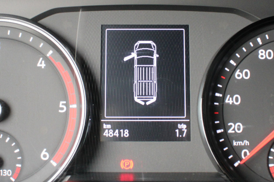 Volkswagen Crafter 35t 2.0 TDI L3H3 > Leer/Navi/Trekhaak/parkeersensoren...