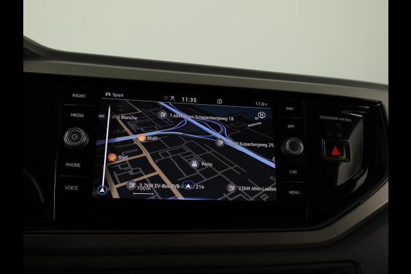 Volkswagen Polo 1.0 TSI Comfortline Business 95 PK | Navigatie | Parkeersensoren voor en achter | Automatische airco |