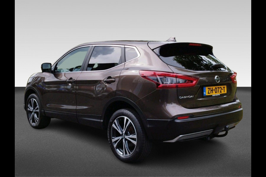 Nissan QASHQAI 1.6 N-Connecta | Trekhaak | Stoelverwarming Half leder | 360 Camera | Comfort pakket
