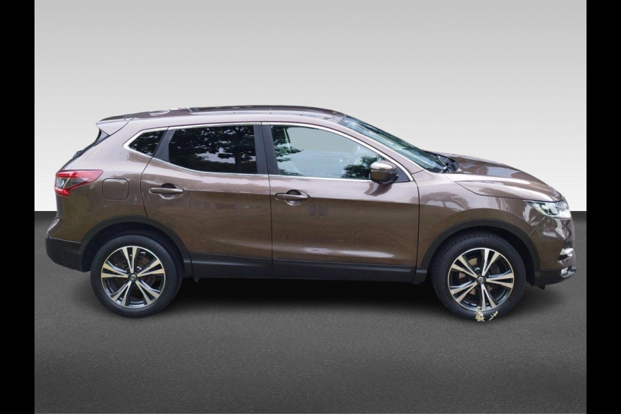 Nissan QASHQAI 1.6 N-Connecta | Trekhaak | Stoelverwarming Half leder | 360 Camera | Comfort pakket