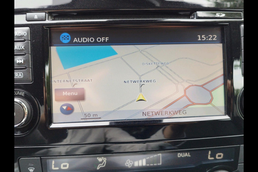 Nissan QASHQAI 1.6 N-Connecta | Trekhaak | Stoelverwarming Half leder | 360 Camera | Comfort pakket