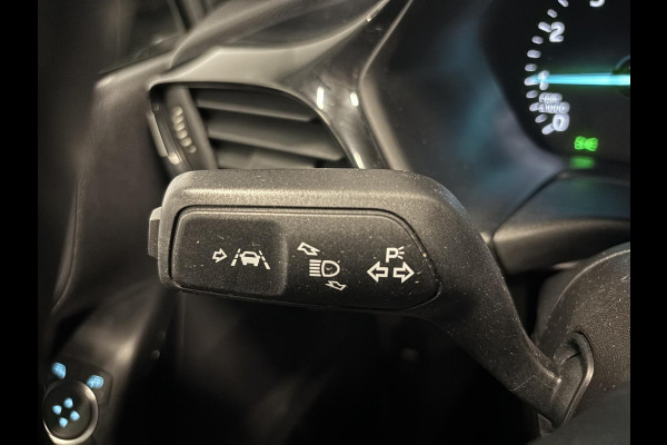 Ford Fiesta 1.0 EcoBoost Titanium AUTOMAAT Navigatie Cruise control Airco