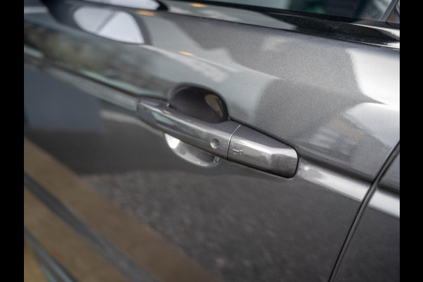 Land Rover Range Rover Sport P400e HSE / Pano / Keyless / Memory / Carplay