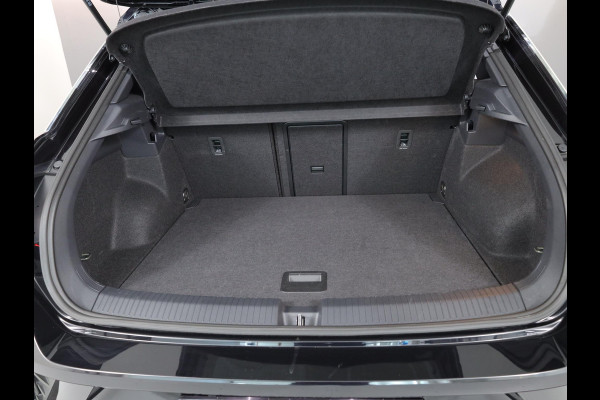 Volkswagen T-Roc 1.5 TSI R-Line 150 PK DSG | Navigatie | Trekhaak afneembaar | ErgoActive Stoel Pakket | Parkeercamera |