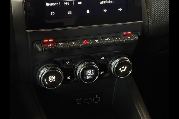 Renault Captur 1.3 TCe 140 R.S. Line Groot navi | Acc | Blindspot | Stoel&Stuur verwarming | 360 100% Renault Dealer onderhouden