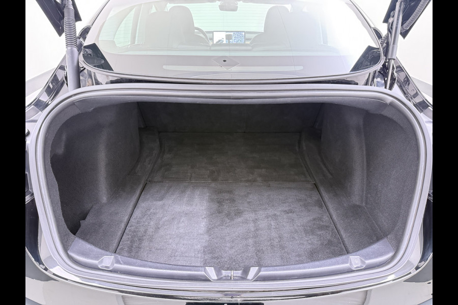 Tesla Model 3 Long Range AWD 75kWh 463pk Facelift Warmtepomp Lmv 19" AutoPilot Leder Panoramadak Adaptive-Cruise Camera's Elektr.-Stuur+Stoele Navi LED DAB Voorverwarmen interieur Keyless One-Pedal-Drive 4WD SOH 87% Origineel Nederlandse Auto Fabrieksgarantie op Accu en Motor tot 21-12-2028/192.00km