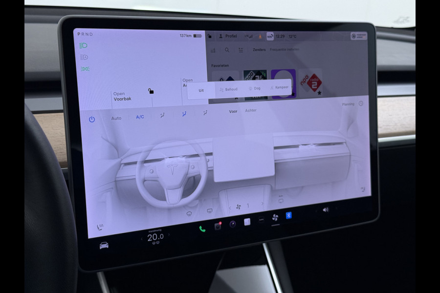 Tesla Model 3 RWD SR plus 325PK SOH 93% LFP Accu AutoPilot Leder Panoramadak Adaptive-Cruise Camera's Elektr.-Stuur+Stoelen+Spiegels+Geheugen+ Navi LED DAB Voorverwarmen Keyless One-Pedal-Drive Lmv 18" 1e Eigenaar Origineel Nederlandse Auto