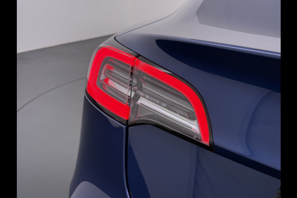 Tesla Model 3 RWD SR plus 325PK SOH 93% LFP Accu AutoPilot Leder Panoramadak Adaptive-Cruise Camera's Elektr.-Stuur+Stoelen+Spiegels+Geheugen+ Navi LED DAB Voorverwarmen Keyless One-Pedal-Drive Lmv 18" 1e Eigenaar Origineel Nederlandse Auto
