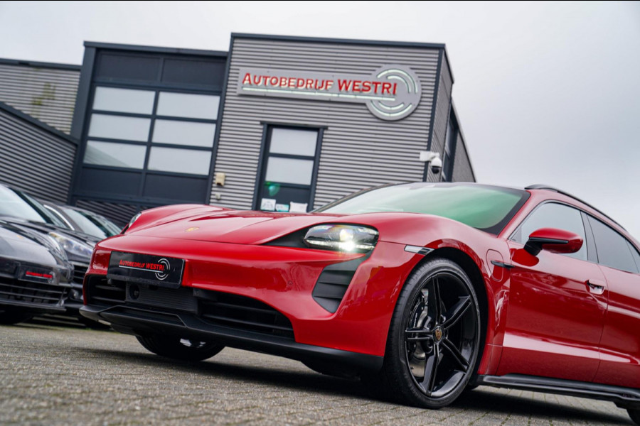 Porsche Taycan Sport Turismo GTS 93 kWh | Luchtvering / LIFT | Bose surround sound | Panorama | Luxe Leder / Alcantara | Sfeerverl