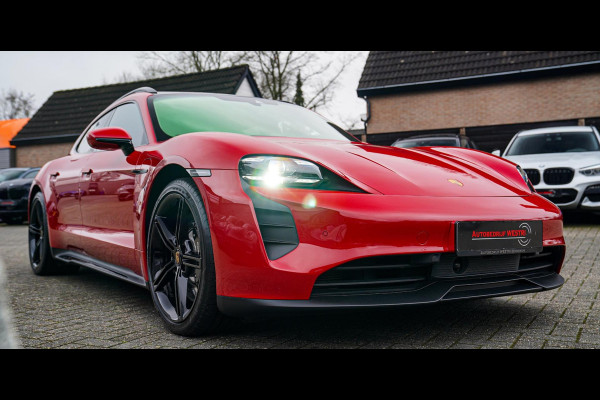 Porsche Taycan Sport Turismo GTS 93 kWh | Luchtvering / LIFT | Bose surround sound | Panorama | Luxe Leder / Alcantara | Sfeerverl