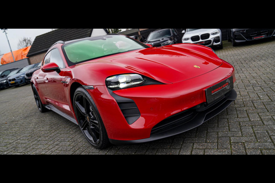 Porsche Taycan Sport Turismo GTS 93 kWh | Luchtvering / LIFT | Bose surround sound | Panorama | Luxe Leder / Alcantara | Sfeerverl
