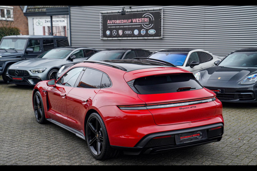 Porsche Taycan Sport Turismo GTS 93 kWh | Luchtvering / LIFT | Bose surround sound | Panorama | Luxe Leder / Alcantara | Sfeerverl
