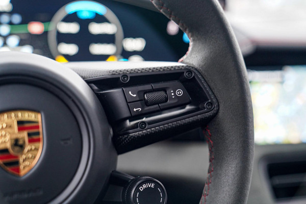 Porsche Taycan Sport Turismo GTS 93 kWh | Luchtvering / LIFT | Bose surround sound | Panorama | Luxe Leder / Alcantara | Sfeerverl