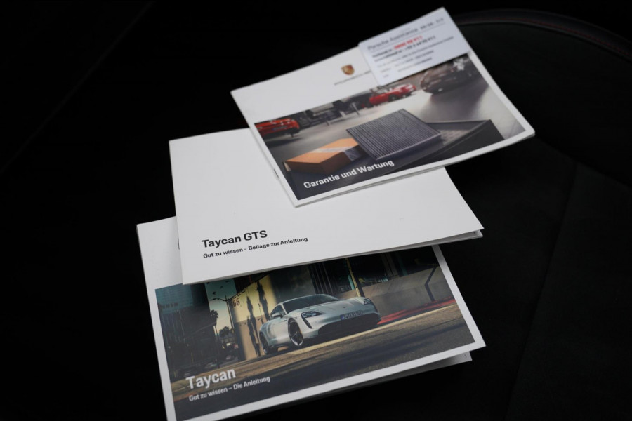 Porsche Taycan Sport Turismo GTS 93 kWh | Luchtvering / LIFT | Bose surround sound | Panorama | Luxe Leder / Alcantara | Sfeerverl