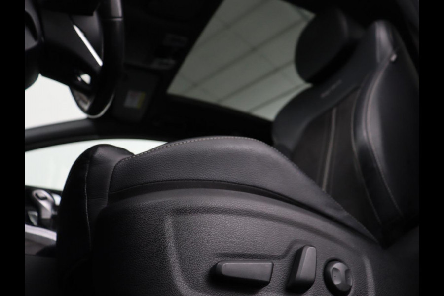 Kia ProCeed 1.5 T-GDI GT-PlusLine | Panoramadak | Leder/Alcantara | Adaptive cruise | Stoelverwarming | Carplay | Full LED | Navigatie | Stuurverwarming | JBL Sound