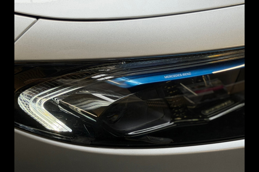 Mercedes-Benz EQB 350 4MATIC AMG Line 67 kWh CAMERA|CARPLAY|SFEERVERLICHTING|ELEKT KOFFERKLEP|GARANTIE 2028|DEALER ONDERHOUDEN