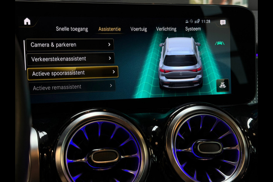 Mercedes-Benz EQB 350 4MATIC AMG Line 67 kWh CAMERA|CARPLAY|SFEERVERLICHTING|ELEKT KOFFERKLEP|GARANTIE 2028|DEALER ONDERHOUDEN
