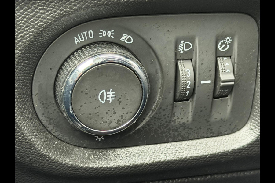 Opel Corsa 1.2 Elegance navi / stoelverwarming