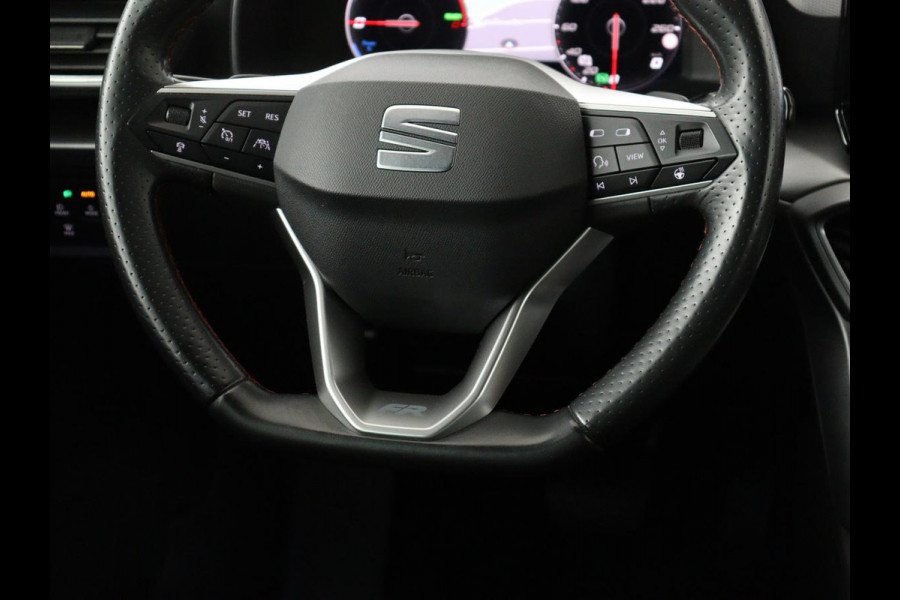 Seat Leon 1.4 TSI eHybrid PHEV FR | Panoramadak | Stoelverwarming | Leder/Alcantara | Adaptive cruise | Camera | Carplay | Navigatie | Stuurverwarming | Plug In