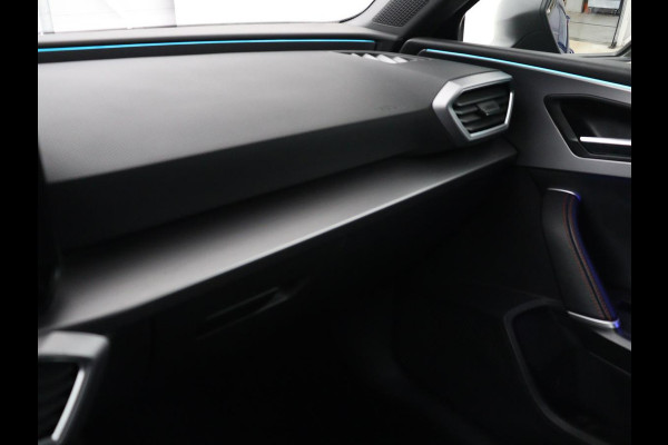 Seat Leon 1.4 TSI eHybrid PHEV FR | Panoramadak | Stoelverwarming | Leder/Alcantara | Adaptive cruise | Camera | Carplay | Navigatie | Stuurverwarming | Plug In