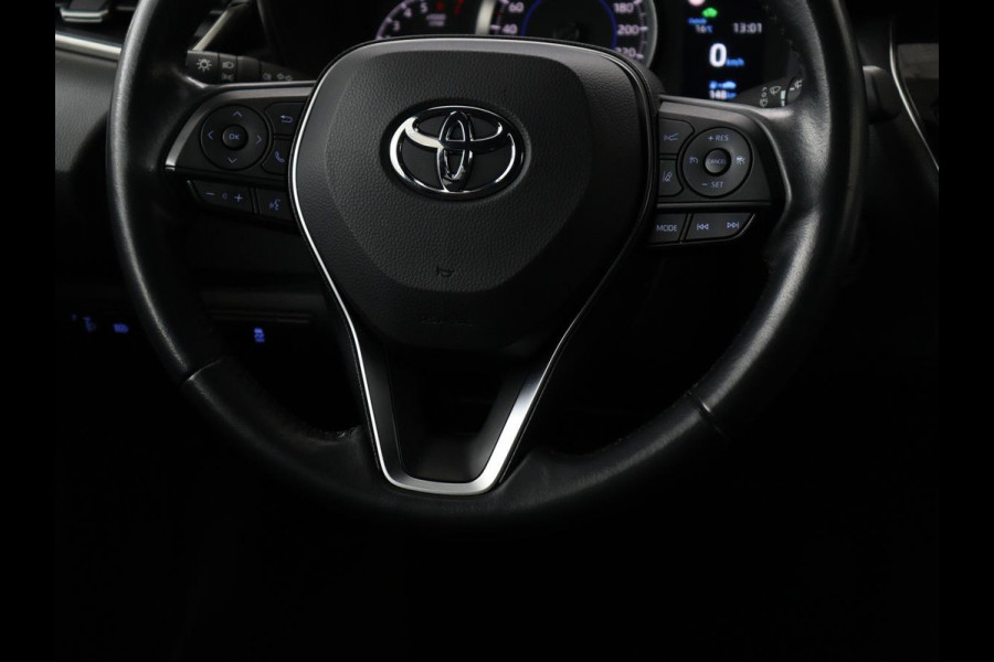 Toyota Corolla 1.8 Hybrid Business | Trekhaak | Camera | Adaptive cruise | Carplay | Full LED | Climate control | Bluetooth | DAB | Getint glas