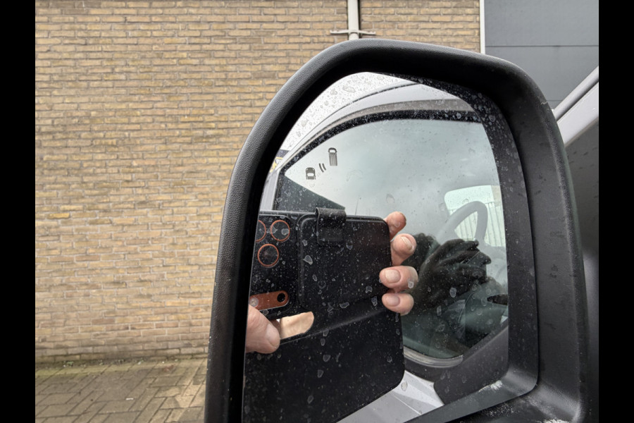 Ford E-Transit Cust. 320 L1H1 Limited 65 kWh/ 218 PK Direct leverbaar/stoel&stuur verwaming/B&O/ Camera