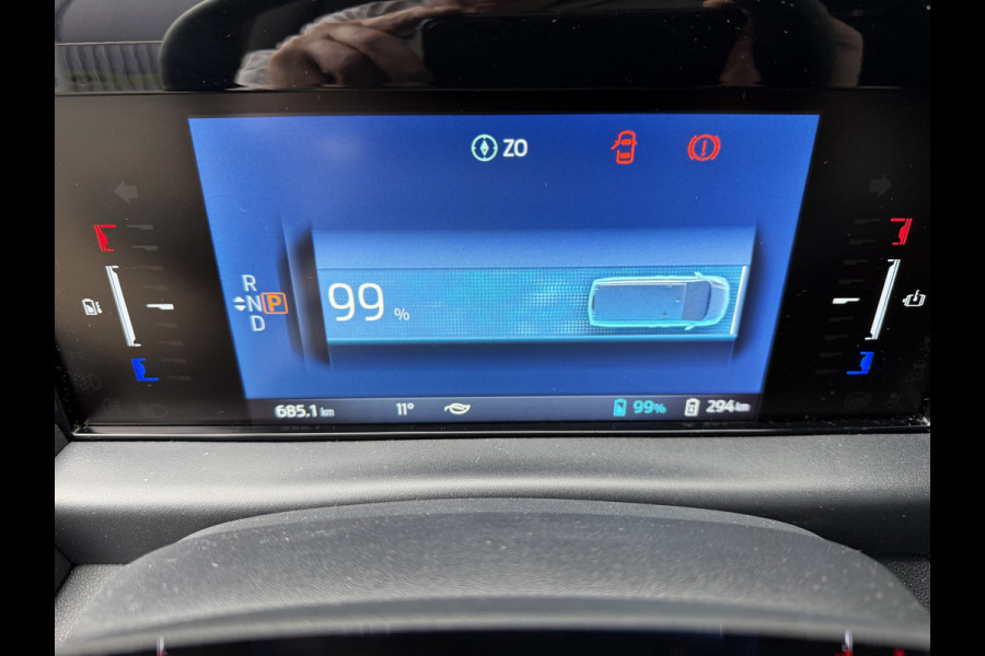Ford E-Transit Cust. 320 L1H1 Limited 65 kWh/ 218 PK Direct leverbaar/stoel&stuur verwaming/B&O/ Camera