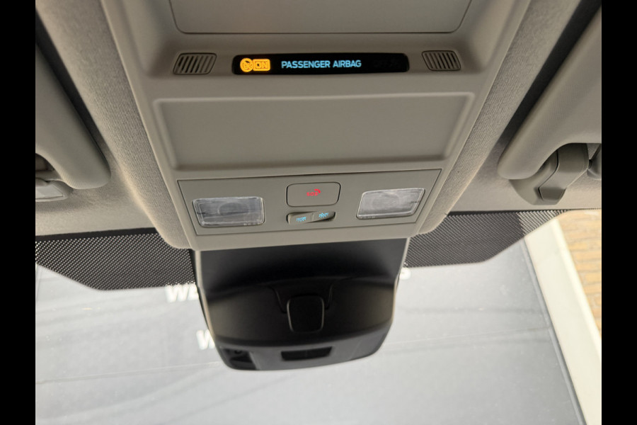 Ford E-Transit Cust. 320 L1H1 Limited 65 kWh/ 218 PK Direct leverbaar/stoel&stuur verwaming/B&O/ Camera