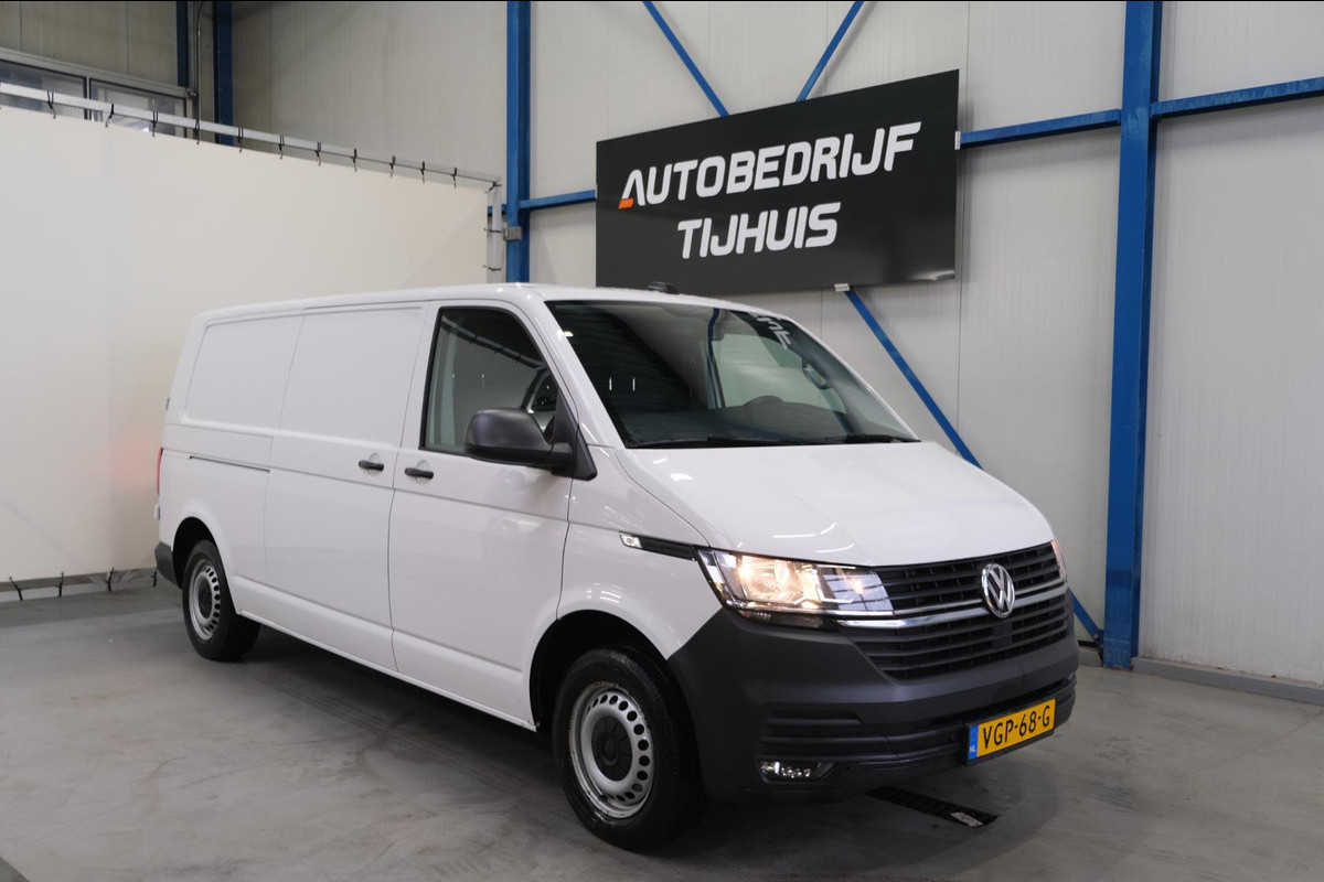 Volkswagen Transporter 2.0 TDI 150PK L2H1 Automaat - N.A.P. Airco, Navi, Cruise, Camera.