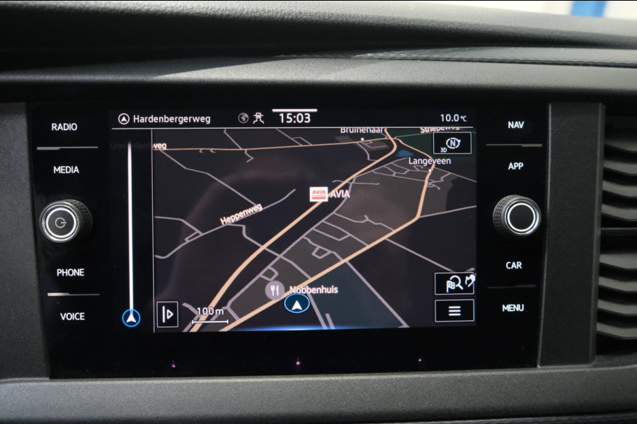 Volkswagen Transporter 2.0 TDI 150PK L2H1 Automaat - N.A.P. Airco, Navi, Cruise, Camera.