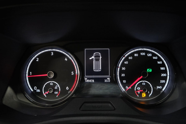 Volkswagen Transporter 2.0 TDI 150PK L2H1 Automaat - N.A.P. Airco, Navi, Cruise, Camera.