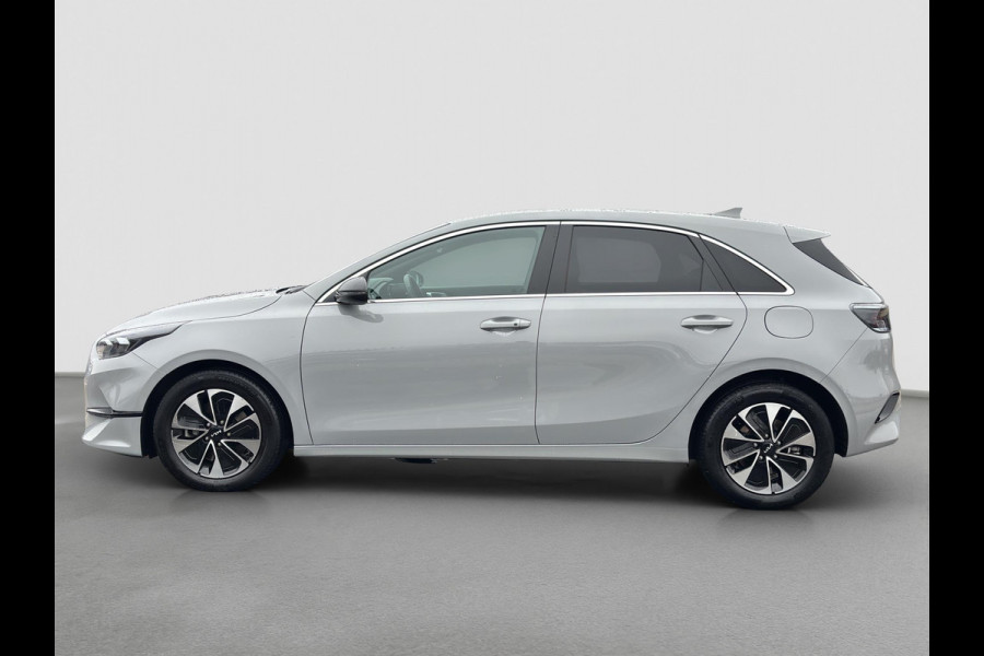 Kia Ceed 1.0 T-GDi MHEV Design Edition Automaat | Tot € 1.250,- extra inruil tijdens dit Paasweekend! | JBL | Stoel- en Stuurverwarming | Lane Assist | Dode Hoek Assistentie | Navi | Apple Carplay & Android Auto |
