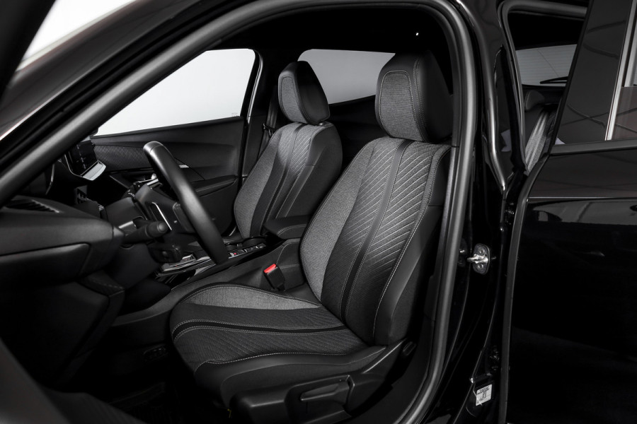 Peugeot 2008 1.2 Hybrid 145 Allure - Automaat | Dig. Cockpit | Adapt. Cruise | Stoelverw. | PDC | Camera | App. Connect | ECC | DAB | LM 17" | 5034