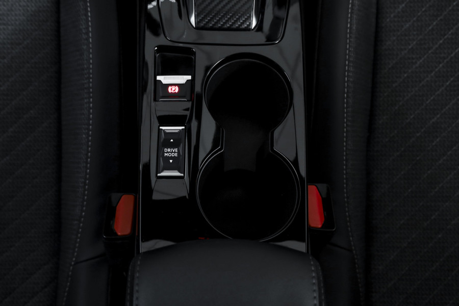 Peugeot 2008 1.2 Hybrid 145 Allure - Automaat | Dig. Cockpit | Adapt. Cruise | Stoelverw. | PDC | Camera | App. Connect | ECC | DAB | LM 17" | 5034