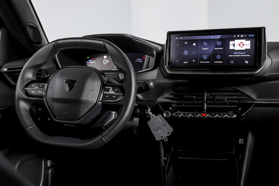 Peugeot 2008 1.2 Hybrid 145 Allure - Automaat | Dig. Cockpit | Adapt. Cruise | Stoelverw. | PDC | Camera | App. Connect | ECC | DAB | LM 17" | 5034
