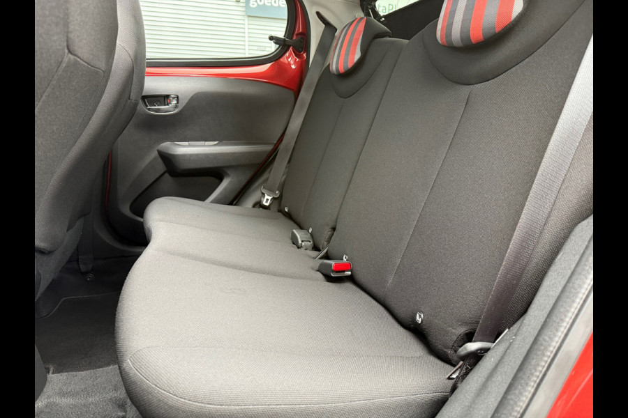 Peugeot 108 1.0 e-VTi Collection TOP! Media Apple/ Android - Climate - Camera - LED