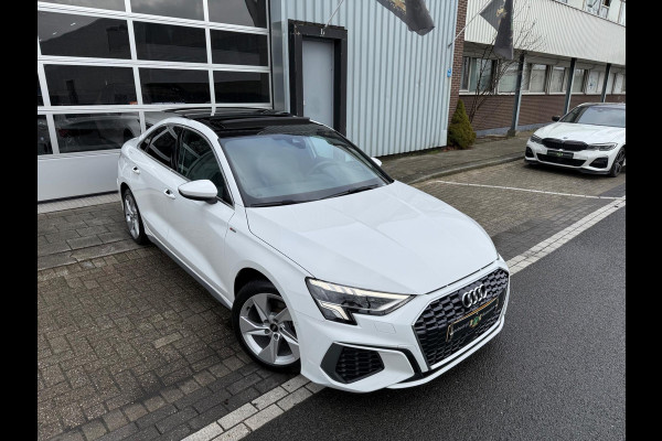 Audi A3 Limousine 35 TFSI S edition S18/LEER/NAV/MATRIX/PANO