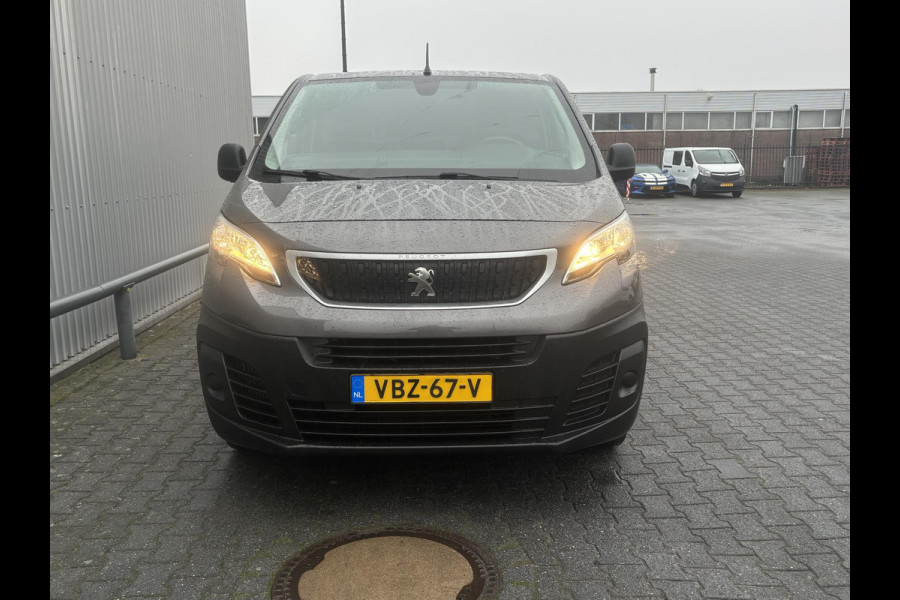 Peugeot Expert 2.0 BlueHDI 120*A/C*CRUISE*NAVI*HAAK*CARPLAY*3PERS