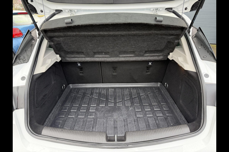 Opel Astra 1.0 Innovation Navi,Camera,Schuifdak,Dealer Onderhouden,Keyless,Pdc V+A,N.A.P,105pk,Rijstrooksensor,Blind Spot Detection,Lm velgen,Nieuwe Apk bij Aflevering
