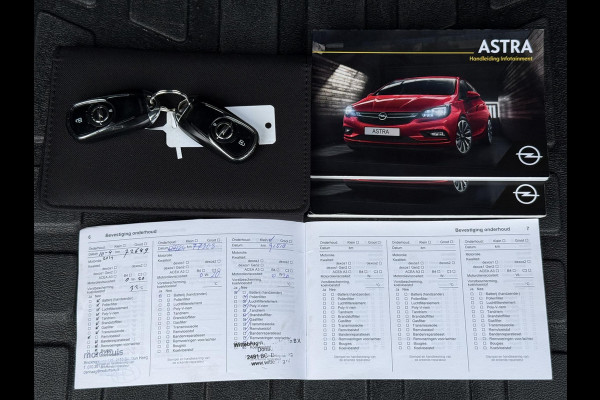Opel Astra 1.0 Innovation Navi,Camera,Schuifdak,Dealer Onderhouden,Keyless,Pdc V+A,N.A.P,105pk,Rijstrooksensor,Blind Spot Detection,Lm velgen,Nieuwe Apk bij Aflevering