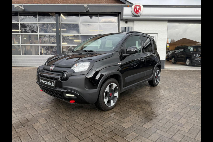 Fiat Panda 1.0 Hybrid Cross 5 persoons