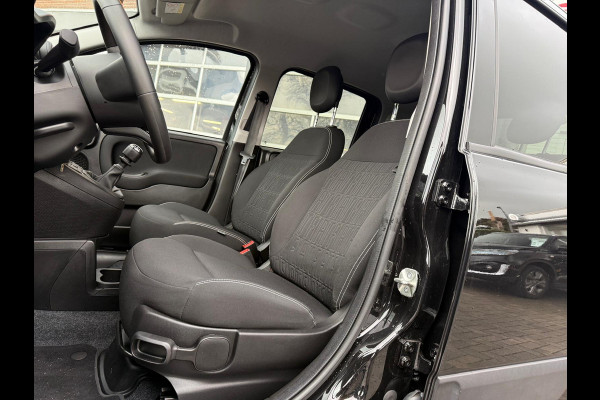 Fiat Panda 1.0 Hybrid Cross 5 persoons