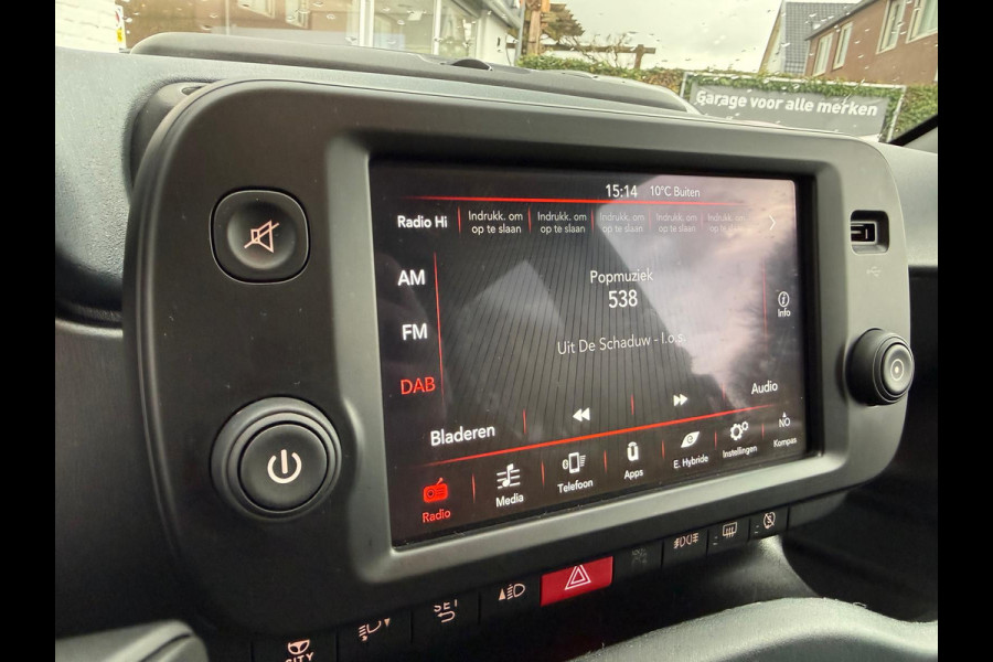 Fiat Panda 1.0 Hybrid Cross 5 persoons