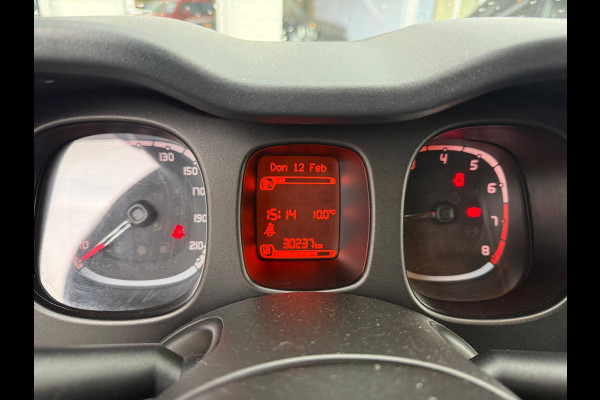 Fiat Panda 1.0 Hybrid Cross 5 persoons