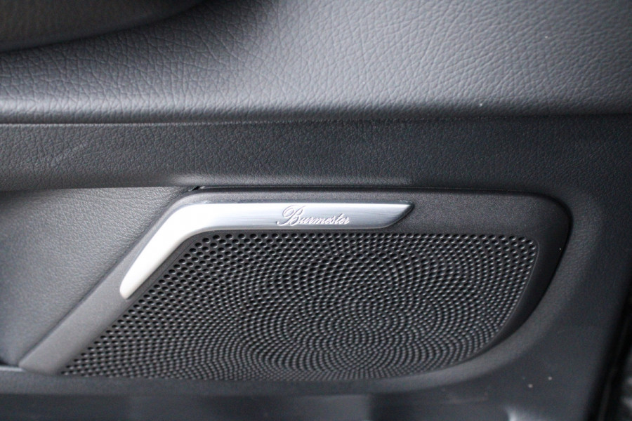 Mercedes-Benz V-Klasse 300d / XXL / DC / AMG / Luchtvering / Burmester / 2x Elec Schuifdeur / Vol Opties / NIEUWSTAAT