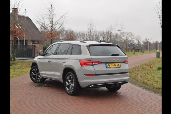 Škoda Kodiaq 1.5 TSI Sportline Business 7p. |  DSG | 7 Persoons | Trekhaak | Camera | Sfeerverlichting |